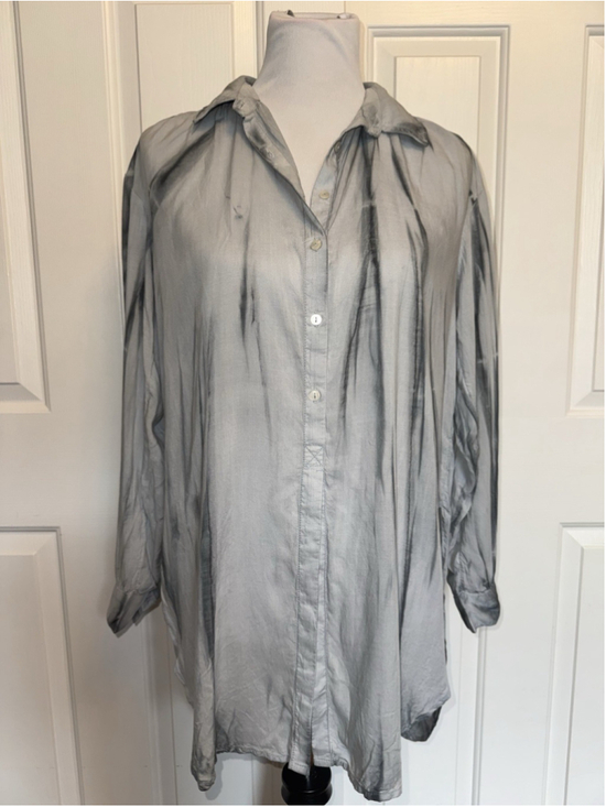Pilcro Tops - NWT Anthropologie Pilcro Liquid Tie Dye Button Down Shirt Boho Oversized XS